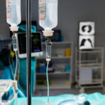Medicamentos intravenosos prontos para uso: benefícios para segurança e eficiência hospitalar