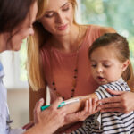 Excipientes em pediatria: por que não são tão inertes